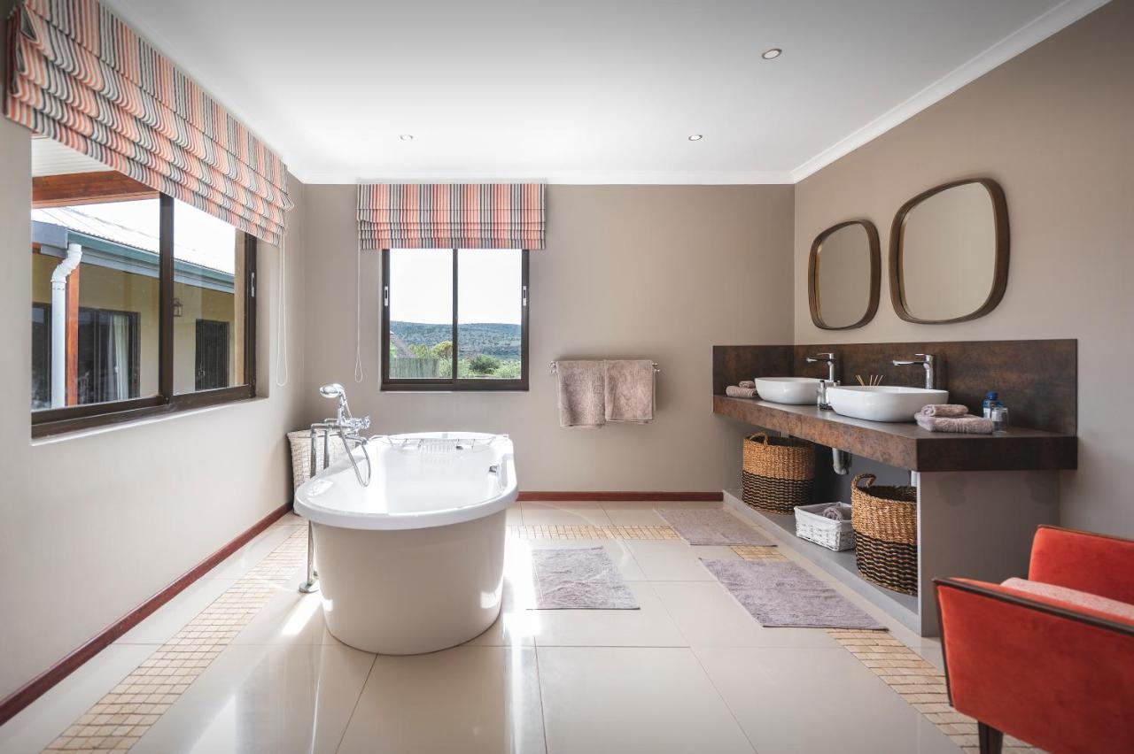 Ufumene Game Lodge Alicedale Esterno foto